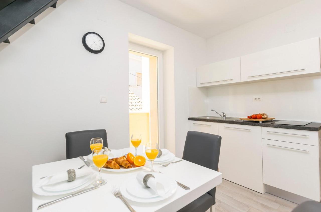 Apartments And Rooms Adriatic Suites Sibenik Exterior photo